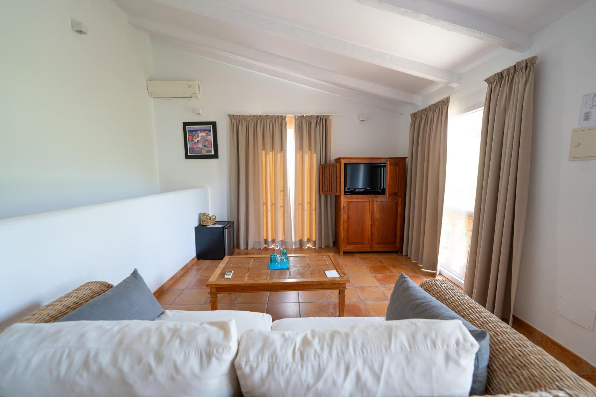Finca Amapola - Agrotourismus กัมโปส ภายนอก รูปภาพ